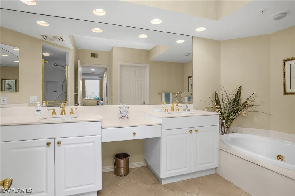 7225 Pelican Bay Boulevard Naples FL 34108