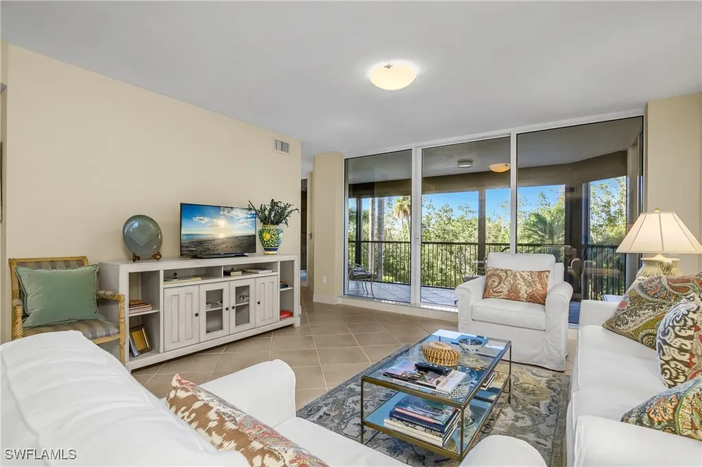 7225 Pelican Bay Boulevard Naples FL 34108