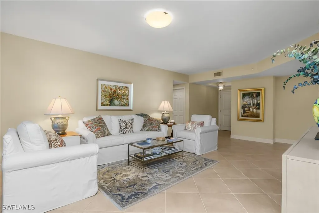 7225 Pelican Bay Boulevard Naples FL 34108