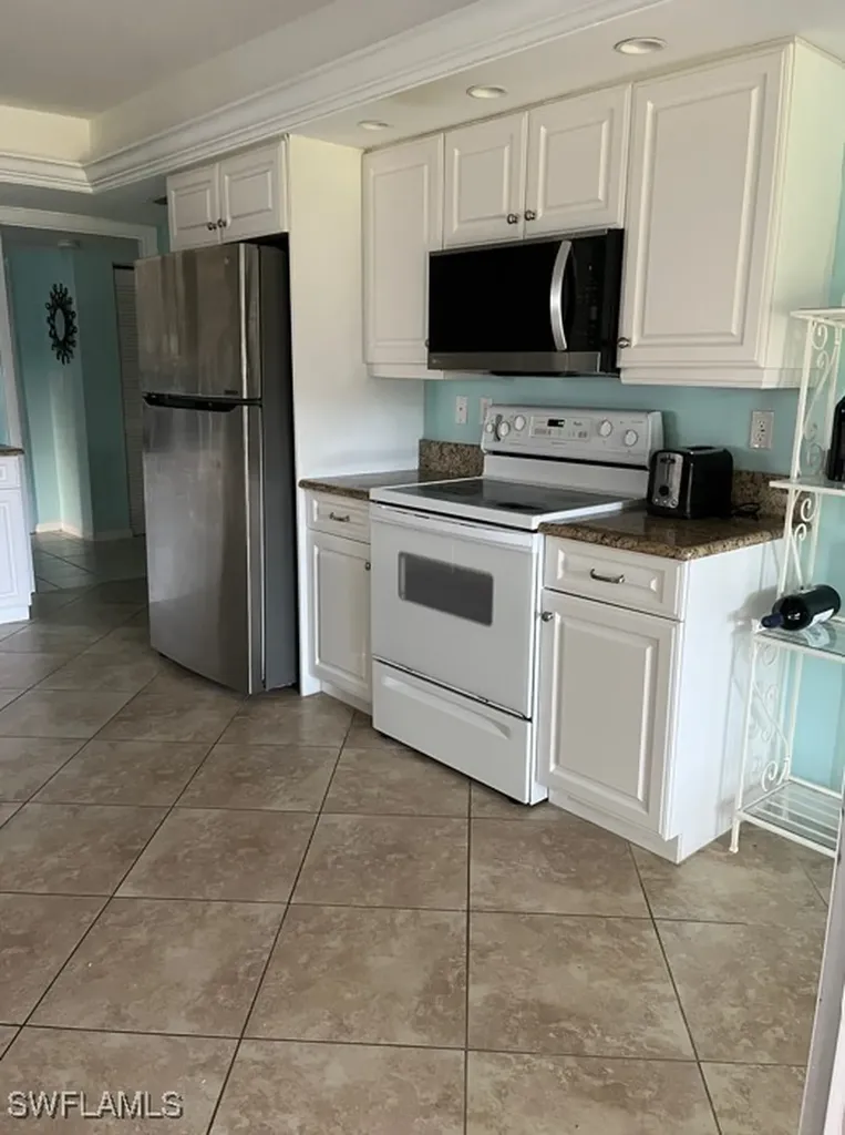 240 Palm River Boulevard Naples FL 34110