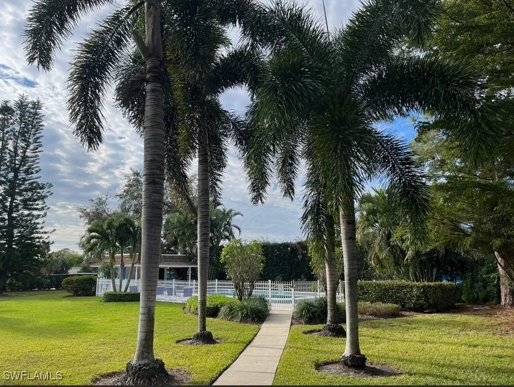 240 Palm River Boulevard Naples FL 34110