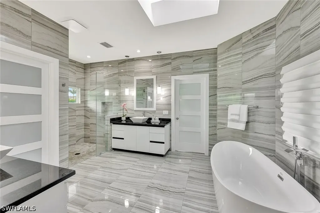 7060 Hendry Creek Drive Fort Myers FL 33908