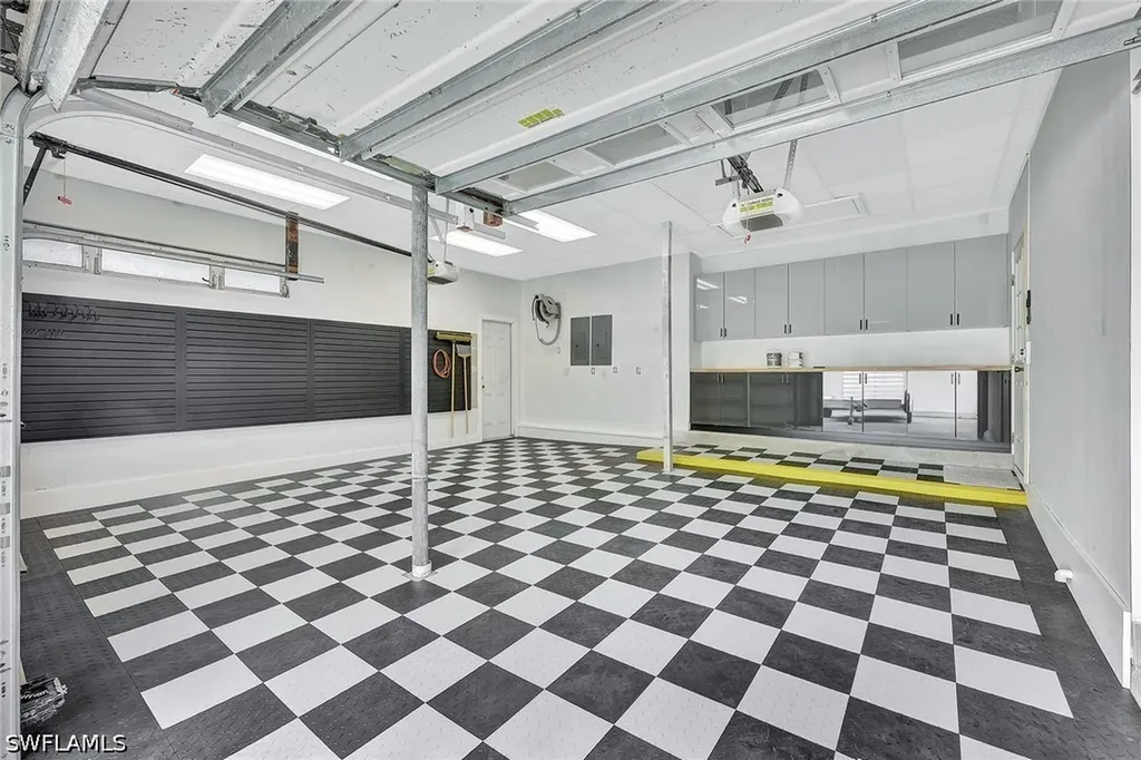 7060 Hendry Creek Drive Fort Myers FL 33908