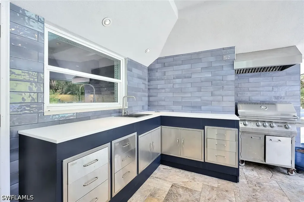 7060 Hendry Creek Drive Fort Myers FL 33908