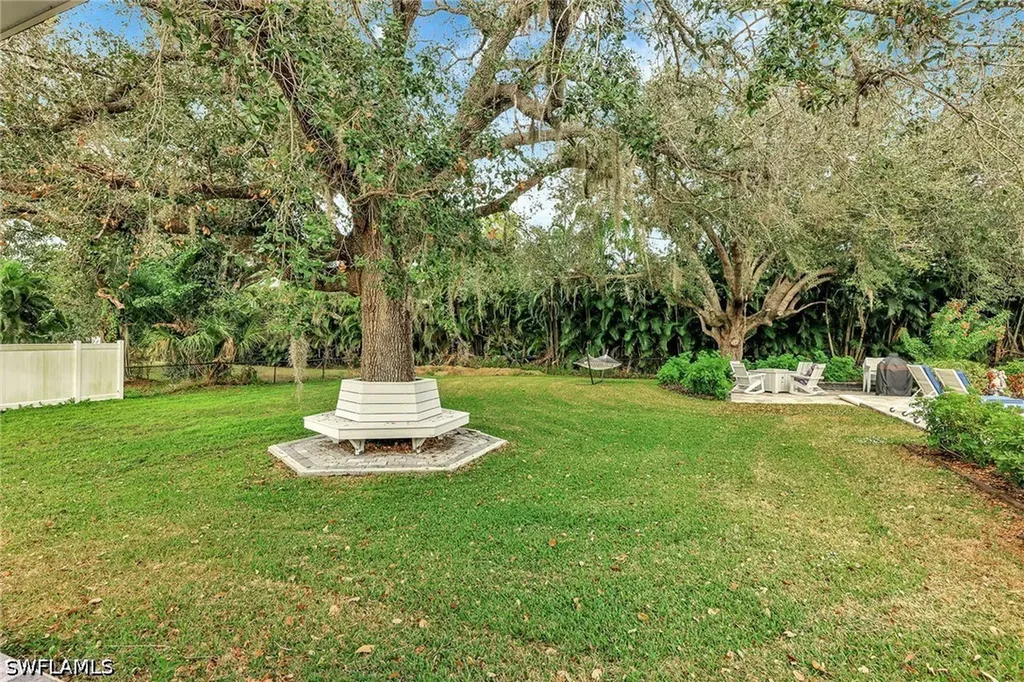 7060 Hendry Creek Drive Fort Myers FL 33908