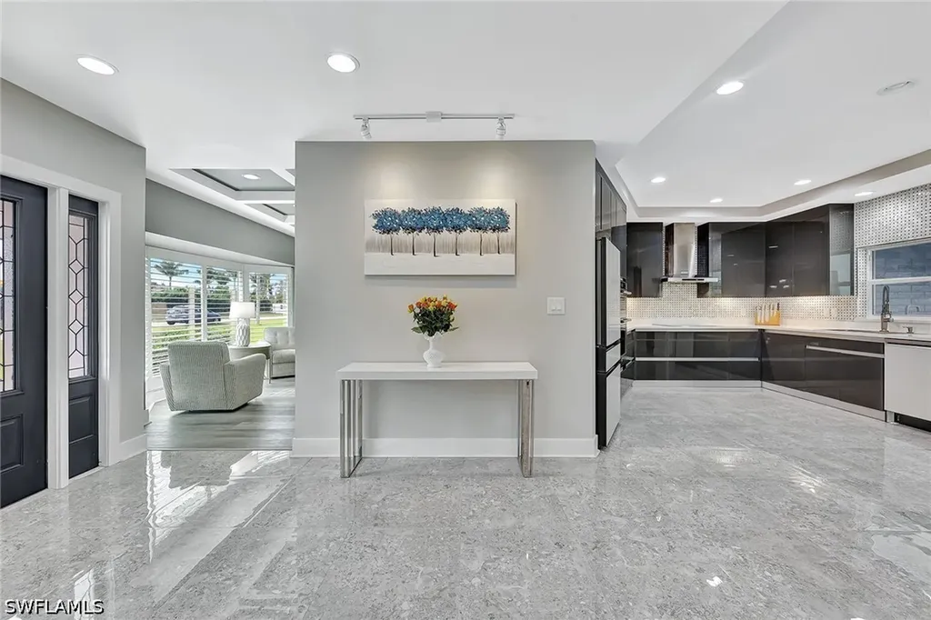 7060 Hendry Creek Drive Fort Myers FL 33908