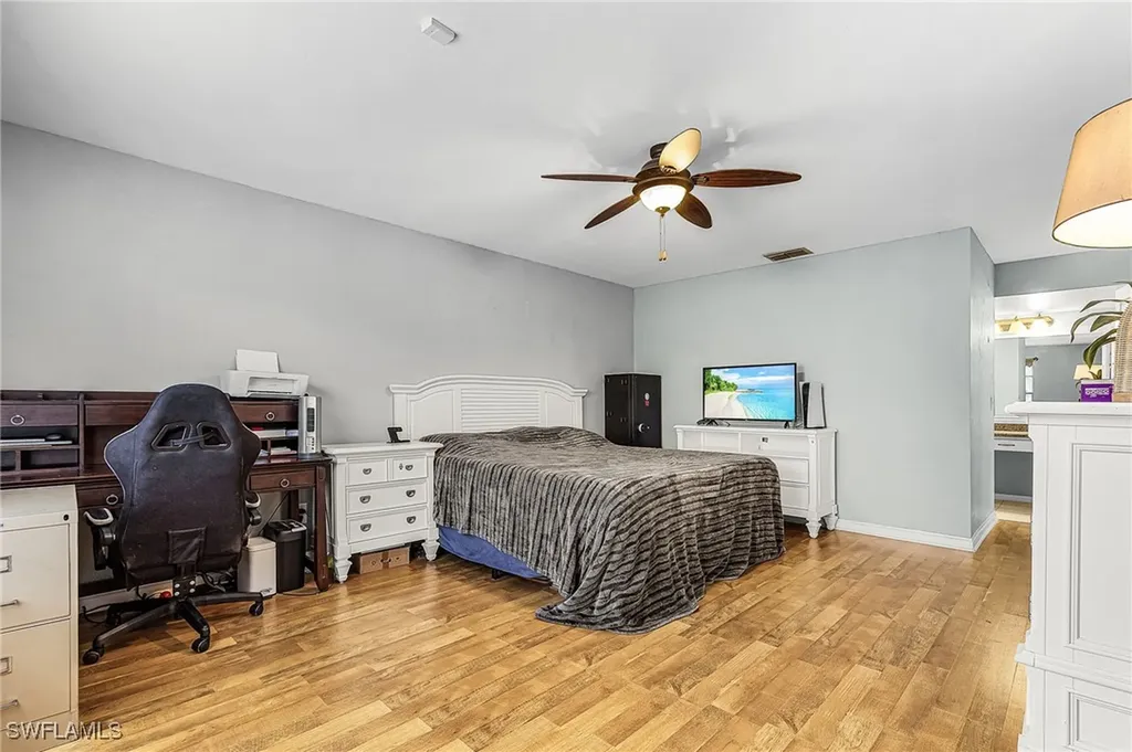 205 NW 14th Street Cape Coral FL 33993