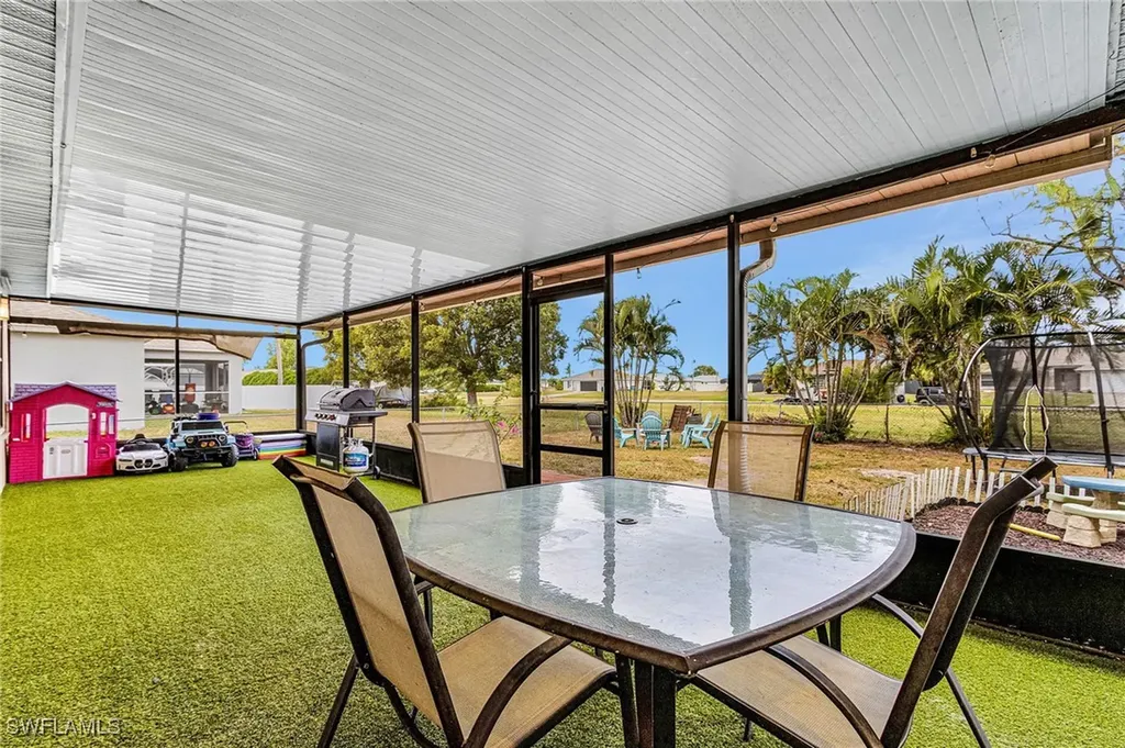 205 NW 14th Street Cape Coral FL 33993