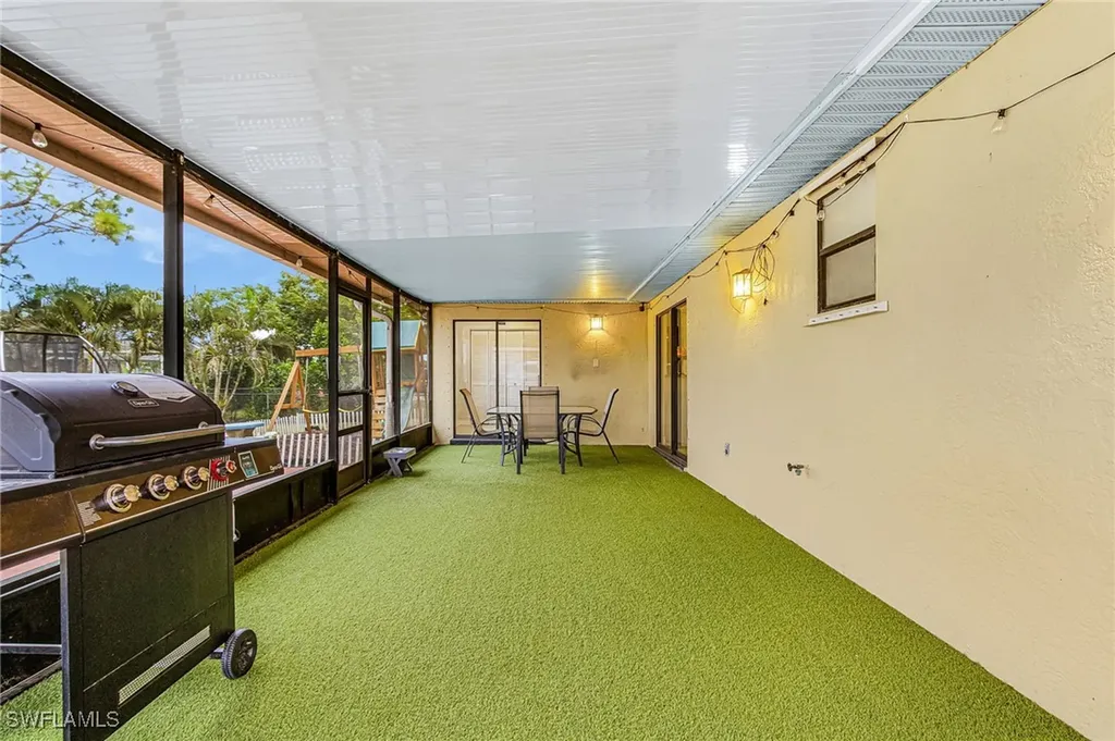 205 NW 14th Street Cape Coral FL 33993