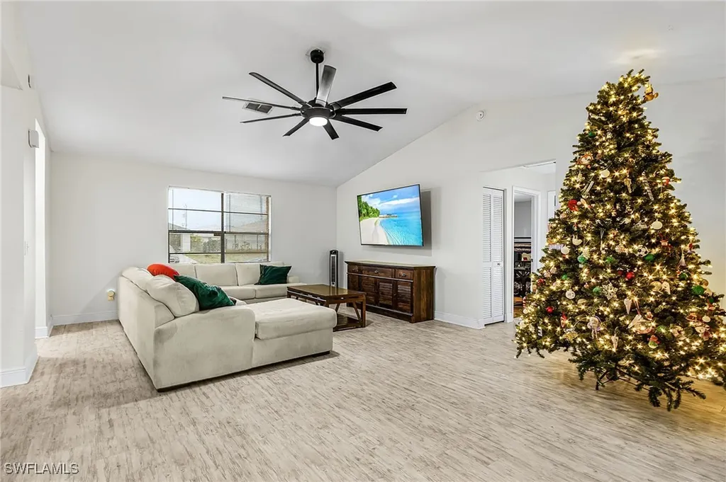 205 NW 14th Street Cape Coral FL 33993