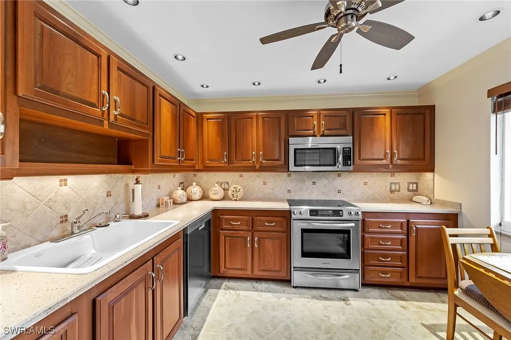 200 Albi Road Naples FL 34112