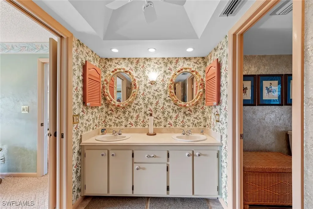 200 Albi Road Naples FL 34112