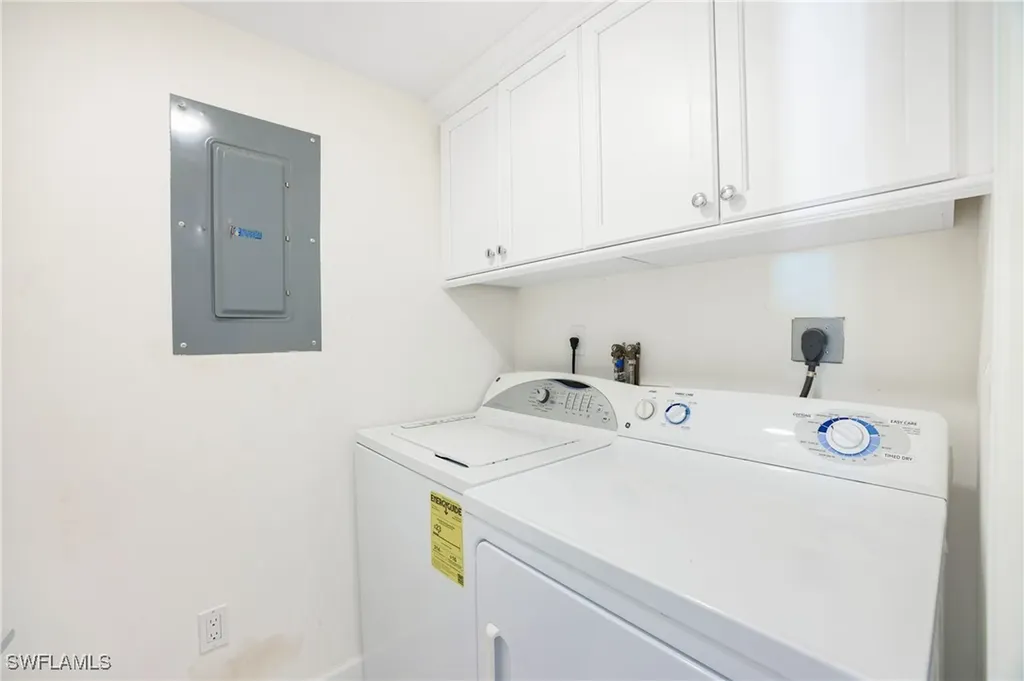 9715 Gulf Shore Drive Naples FL 34108