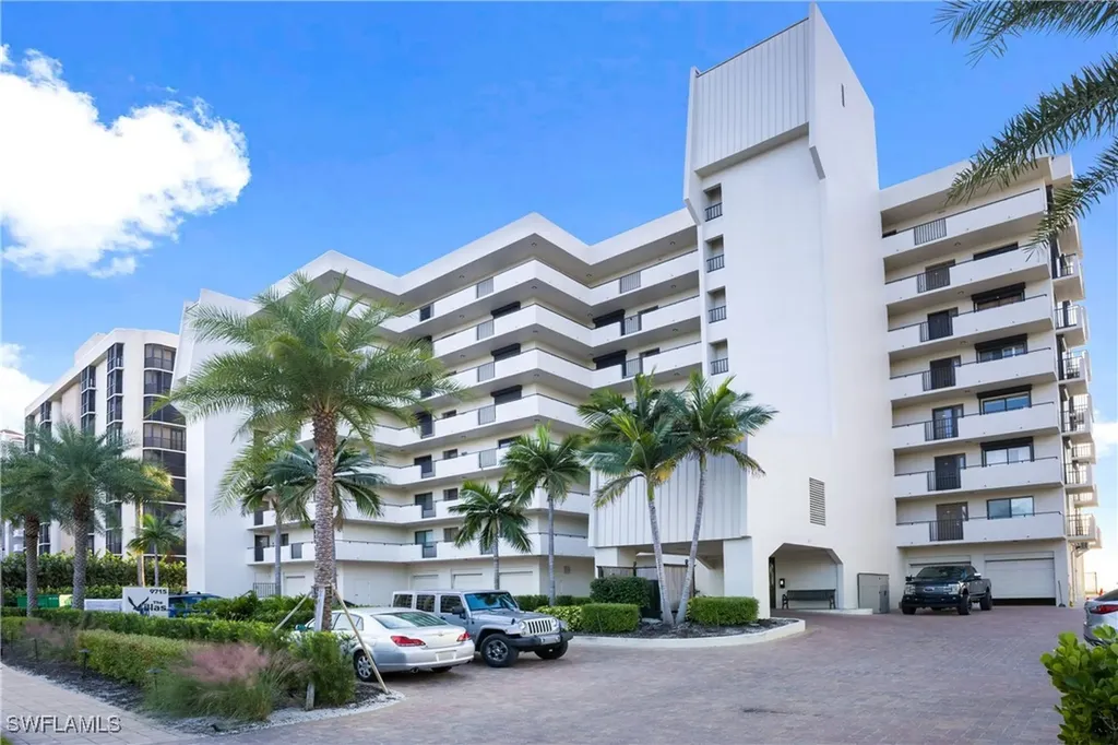 9715 Gulf Shore Drive Naples FL 34108
