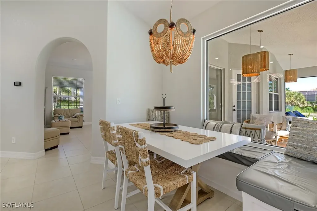 1020 Tivoli Lane Naples FL 34104