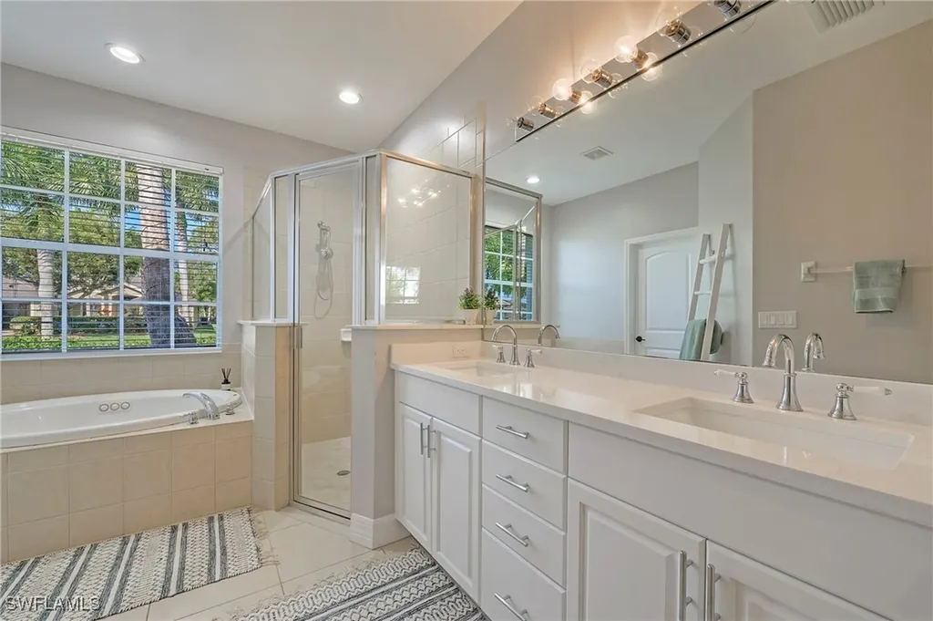 1020 Tivoli Lane Naples FL 34104