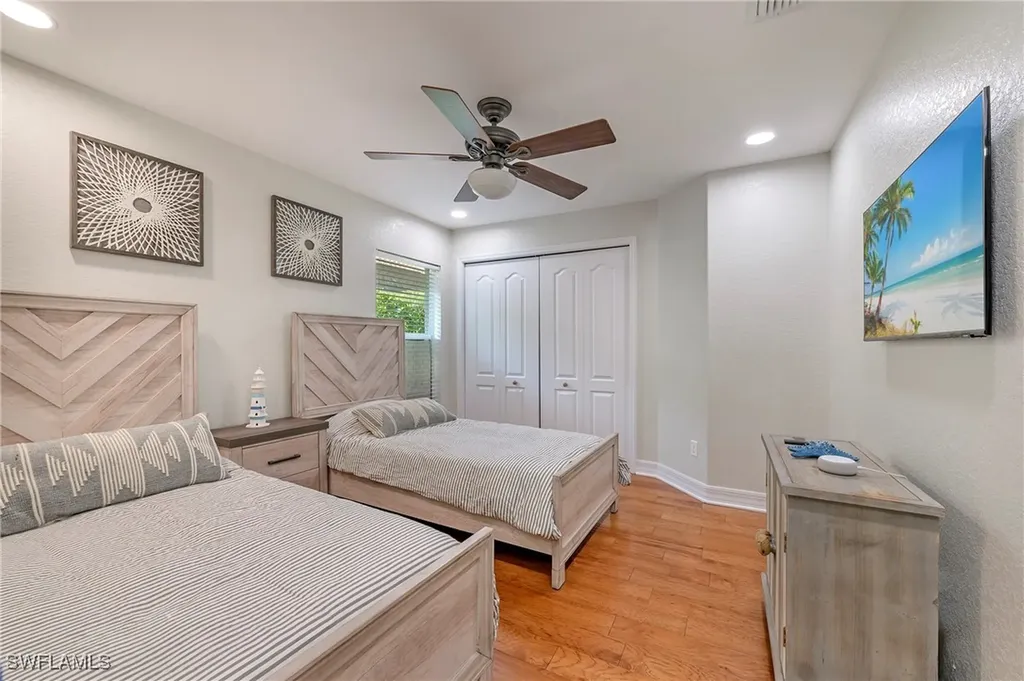 1020 Tivoli Lane Naples FL 34104