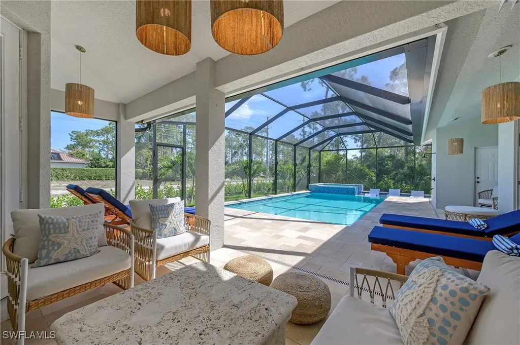 1020 Tivoli Lane Naples FL 34104