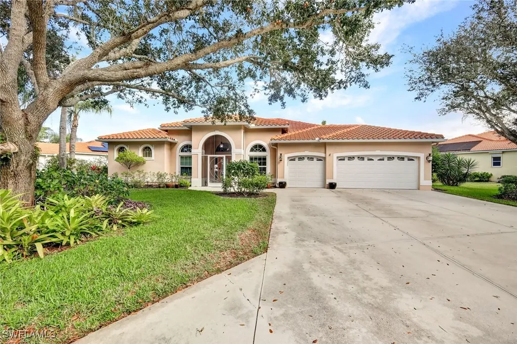Bonita Springs FL, 9411 Cedar Creek Drive