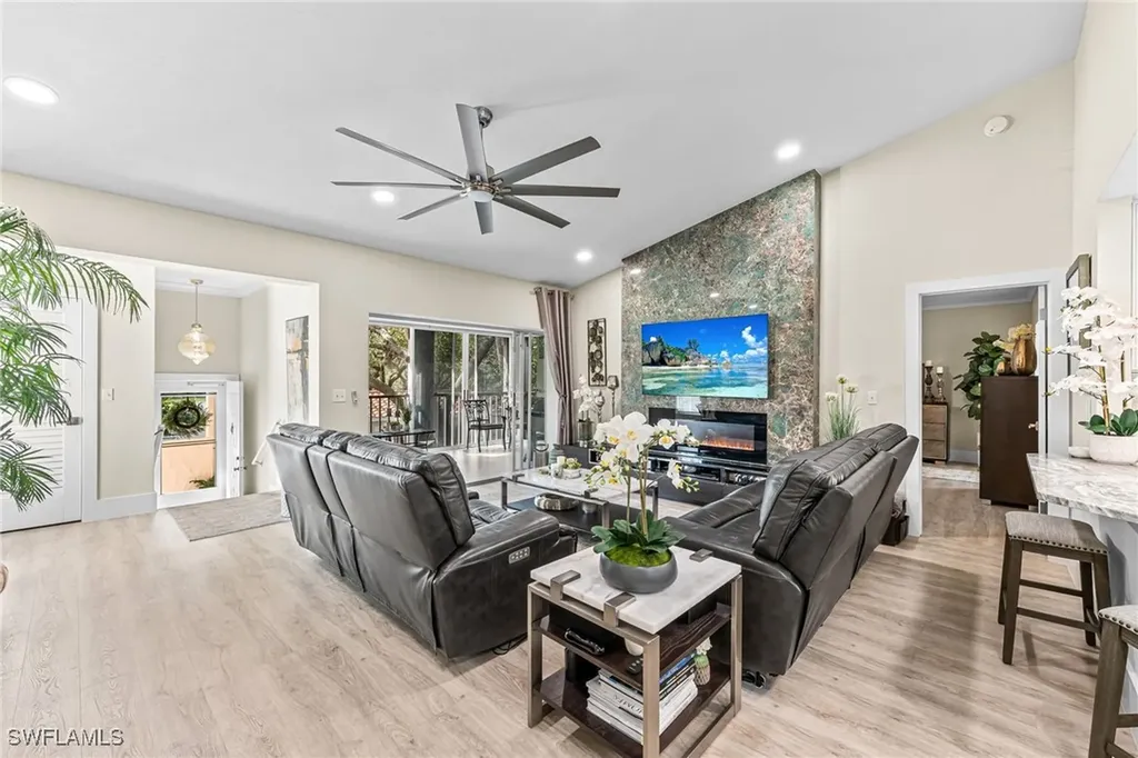 104 Siena Way Naples FL 34119