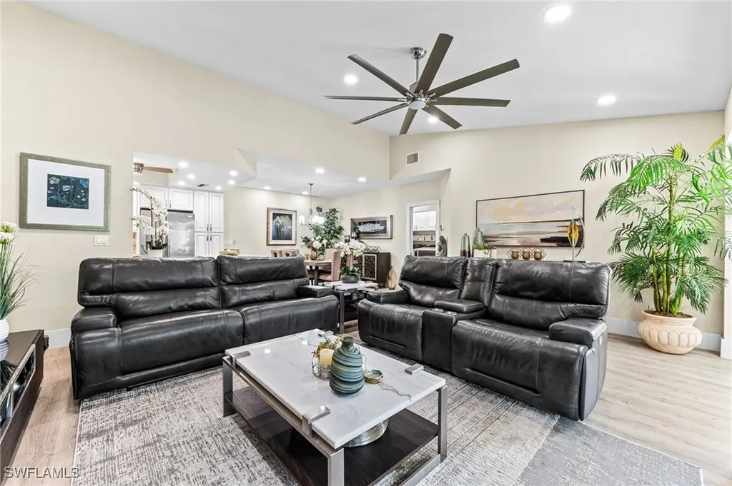 104 Siena Way Naples FL 34119