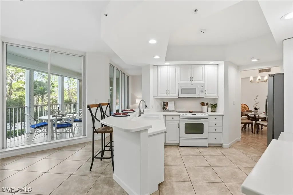 325 Dunes Boulevard Naples FL 34110