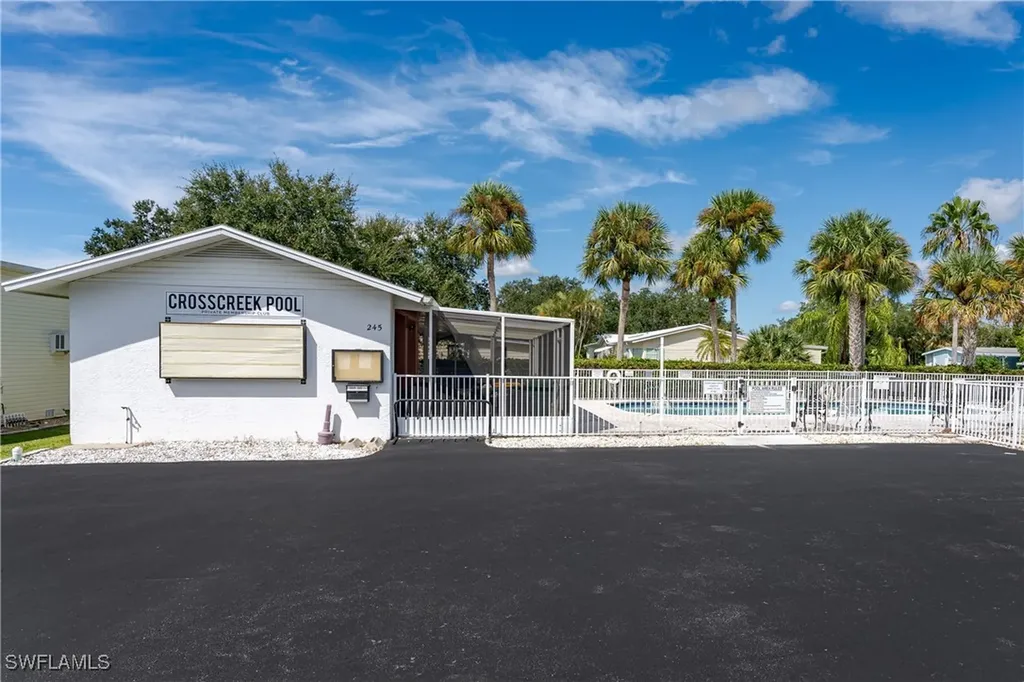 104 Rookery Road Naples FL 34114