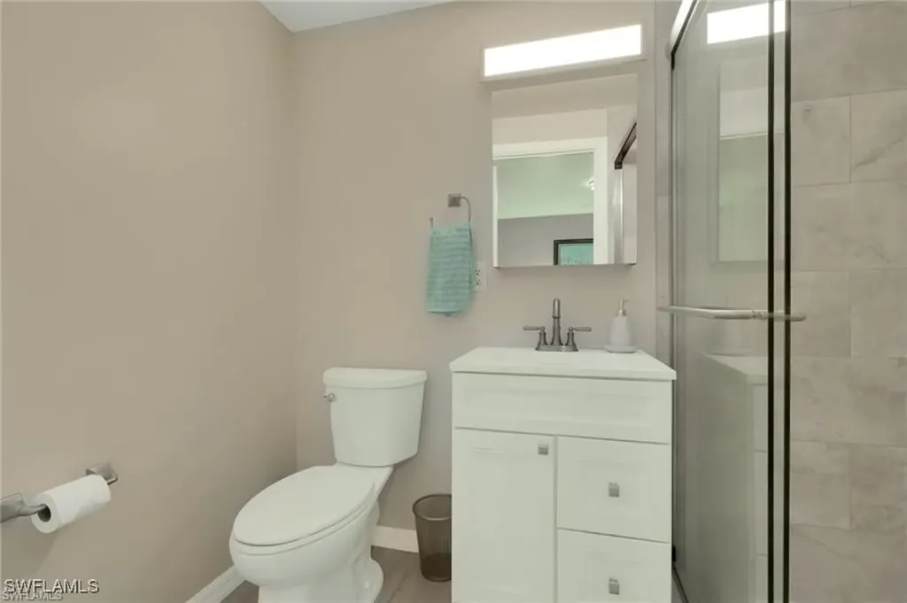 829 107th Avenue N Naples FL 34108