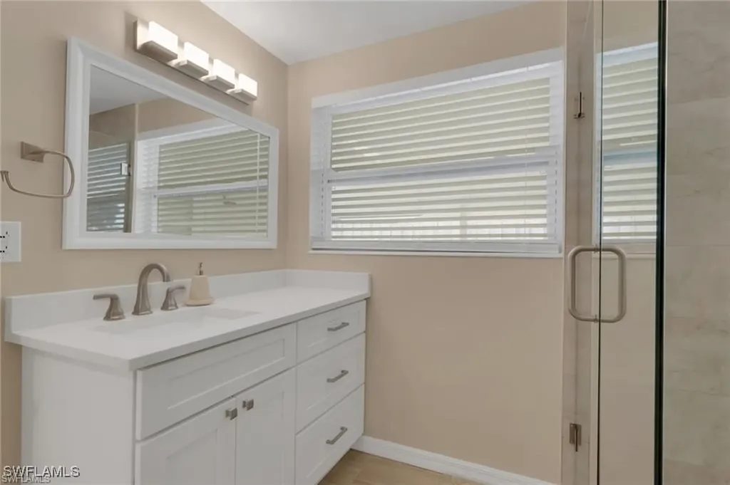 829 107th Avenue N Naples FL 34108