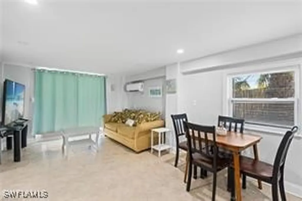 423 Lazy Way Fort Myers Beach FL 33931