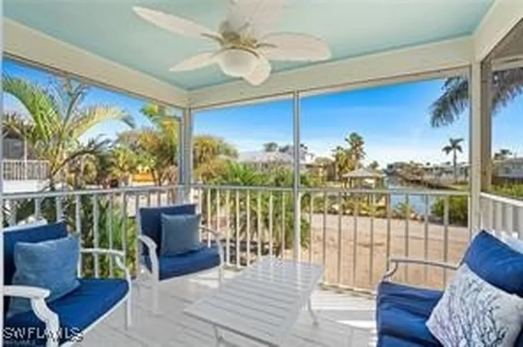423 Lazy Way Fort Myers Beach FL 33931
