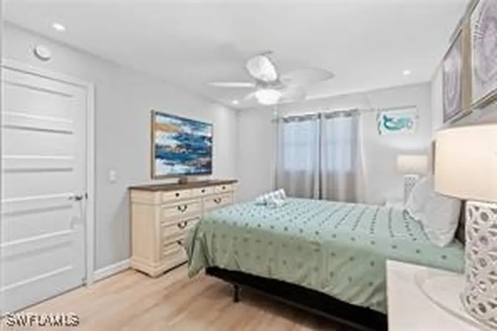 423 Lazy Way Fort Myers Beach FL 33931