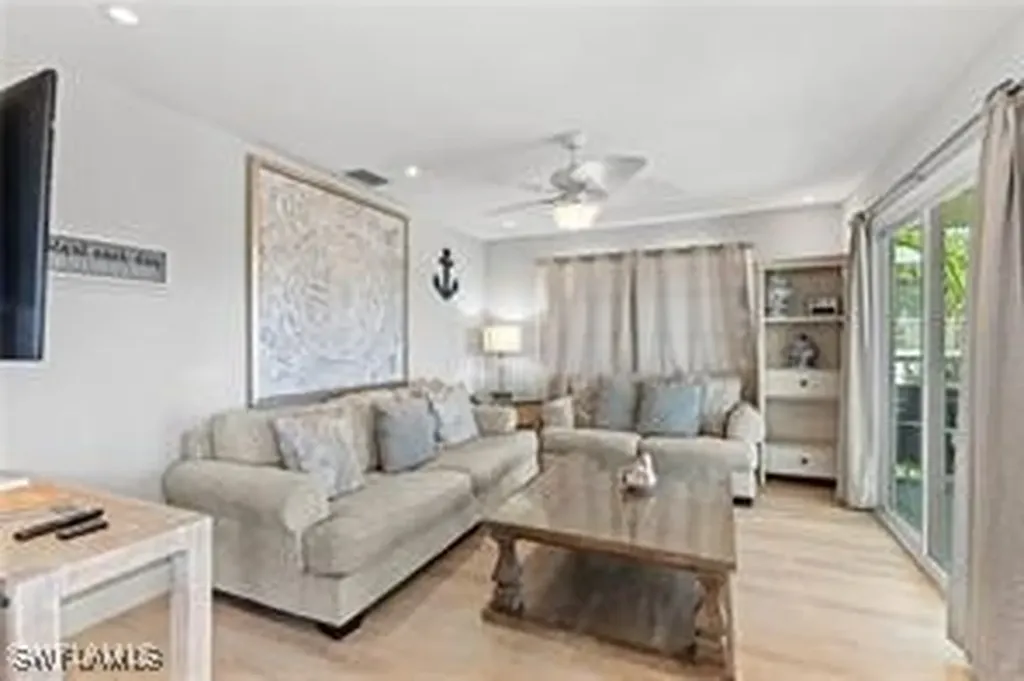423 Lazy Way Fort Myers Beach FL 33931