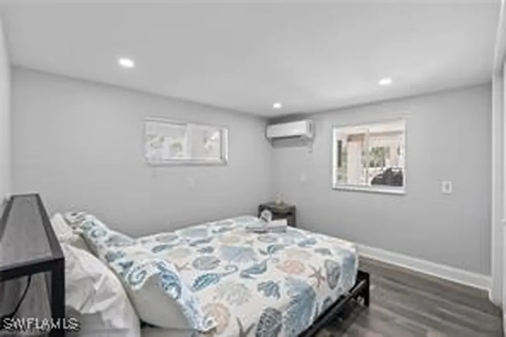 423 Lazy Way Fort Myers Beach FL 33931