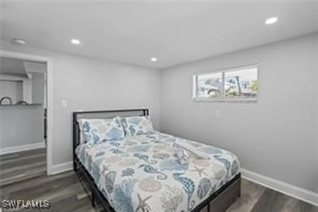 423 Lazy Way Fort Myers Beach FL 33931