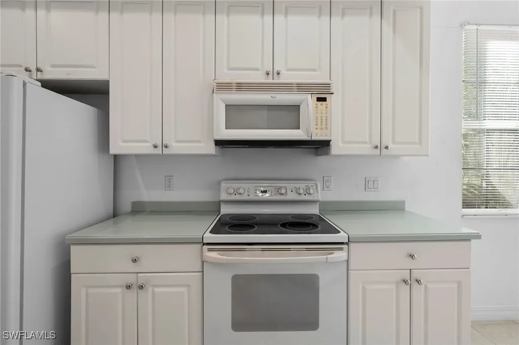 6010 Jonathans Bay Circle Fort Myers FL 33908