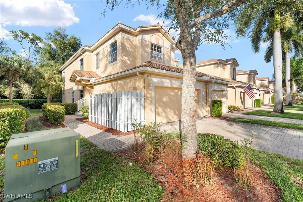 6010 Jonathans Bay Circle Fort Myers FL 33908