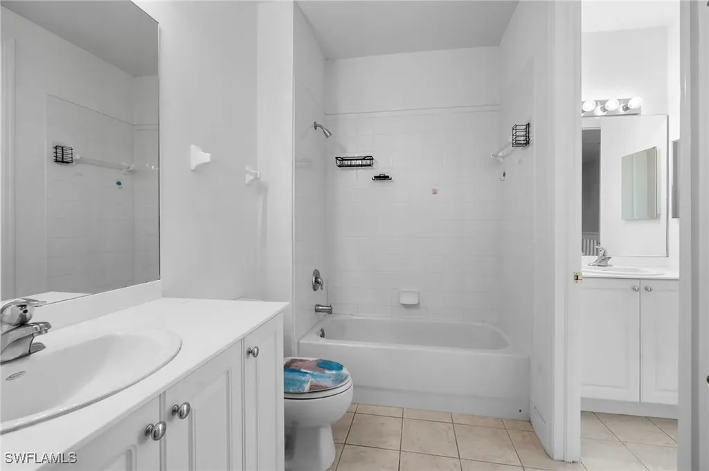 6010 Jonathans Bay Circle Fort Myers FL 33908