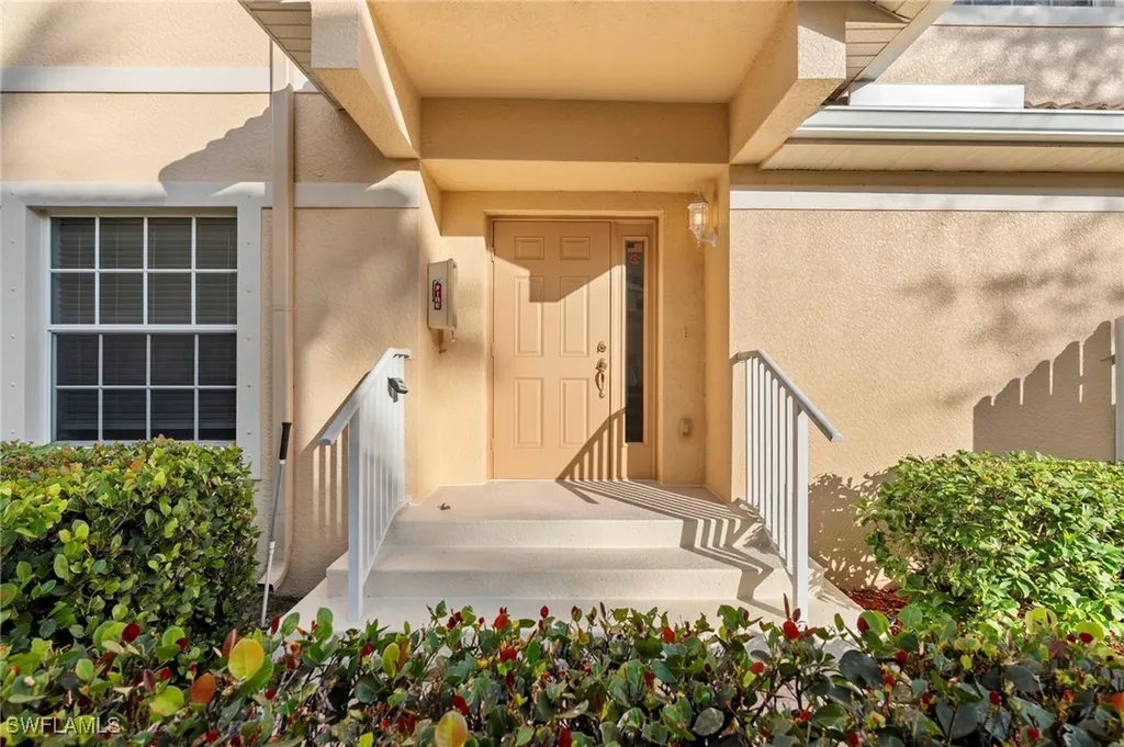 6010 Jonathans Bay Circle Fort Myers FL 33908