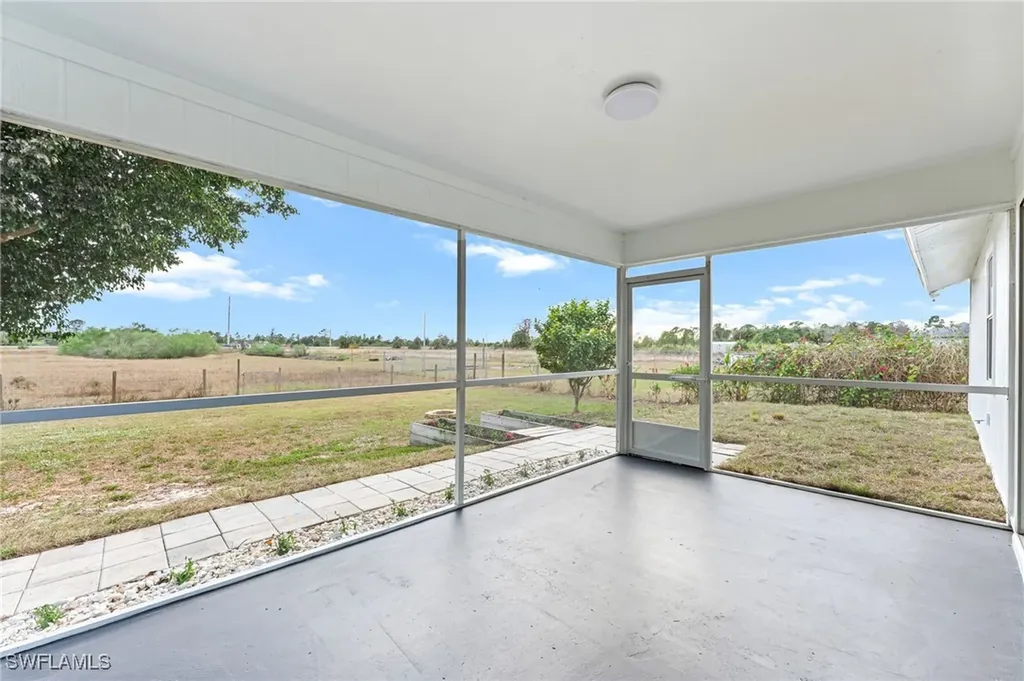 3340 35th Avenue NE Naples FL 34120