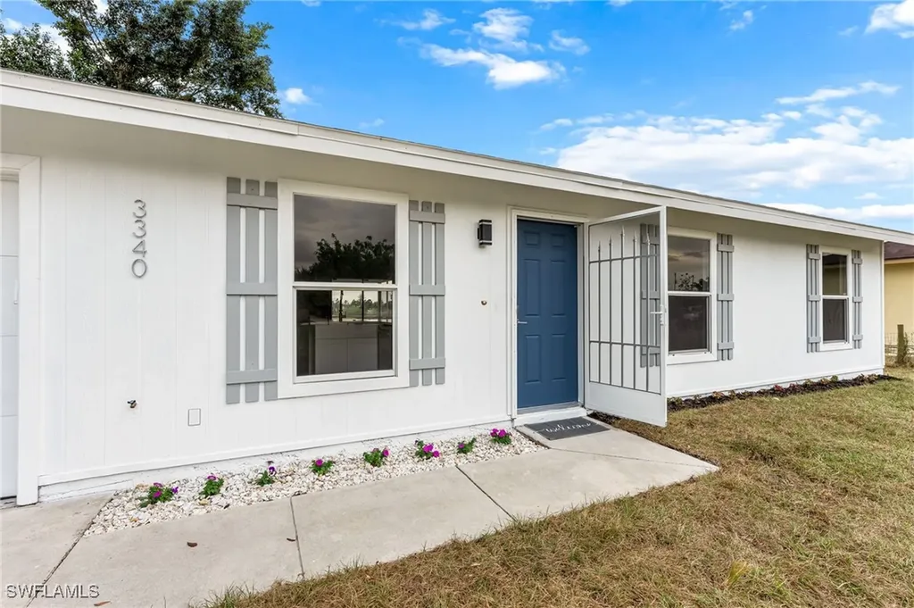 3340 35th Avenue NE Naples FL 34120