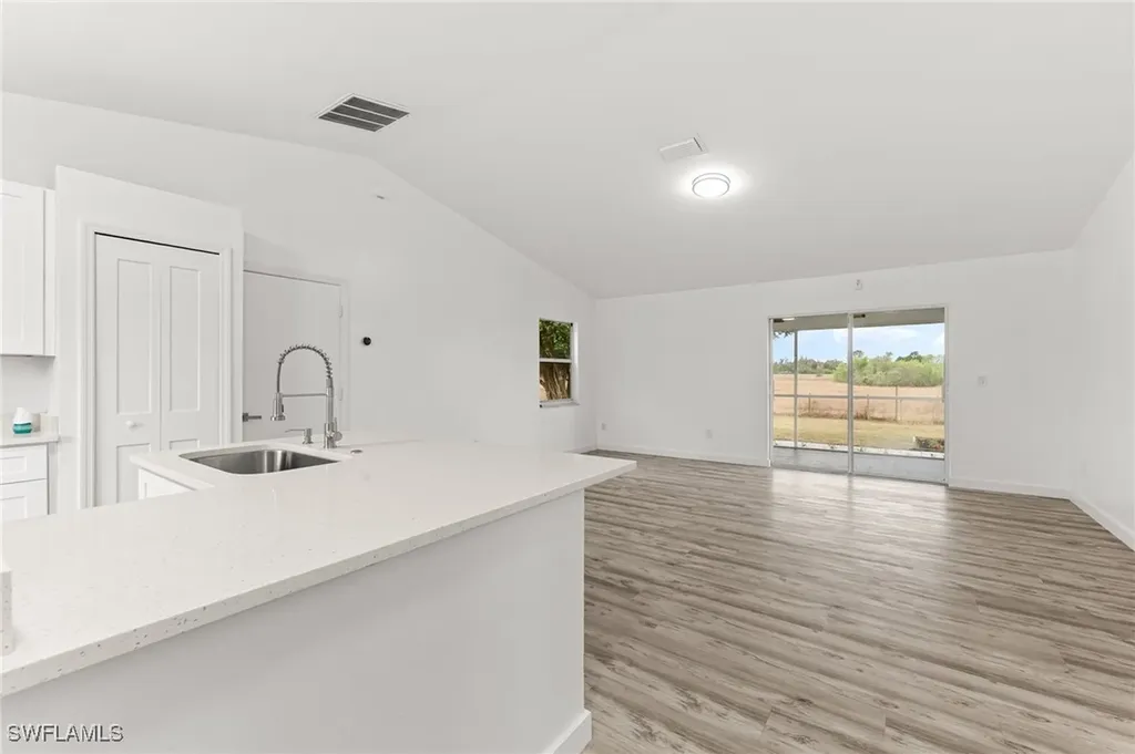 3340 35th Avenue NE Naples FL 34120