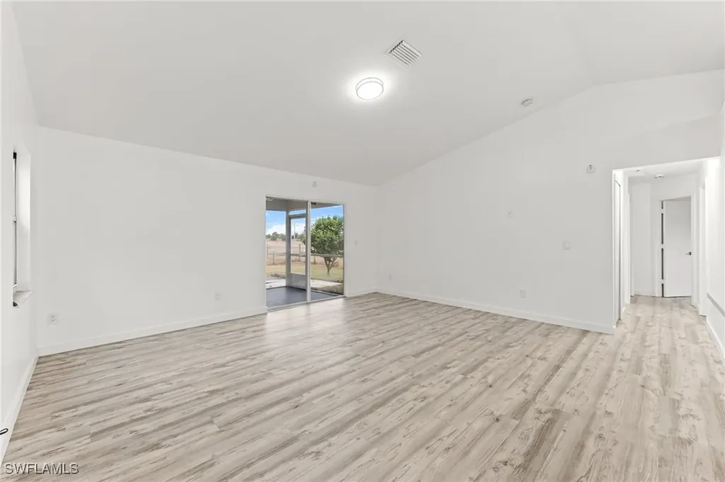 3340 35th Avenue NE Naples FL 34120