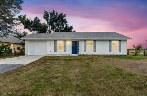 3340 35TH Avenue NE Naples FL 34120