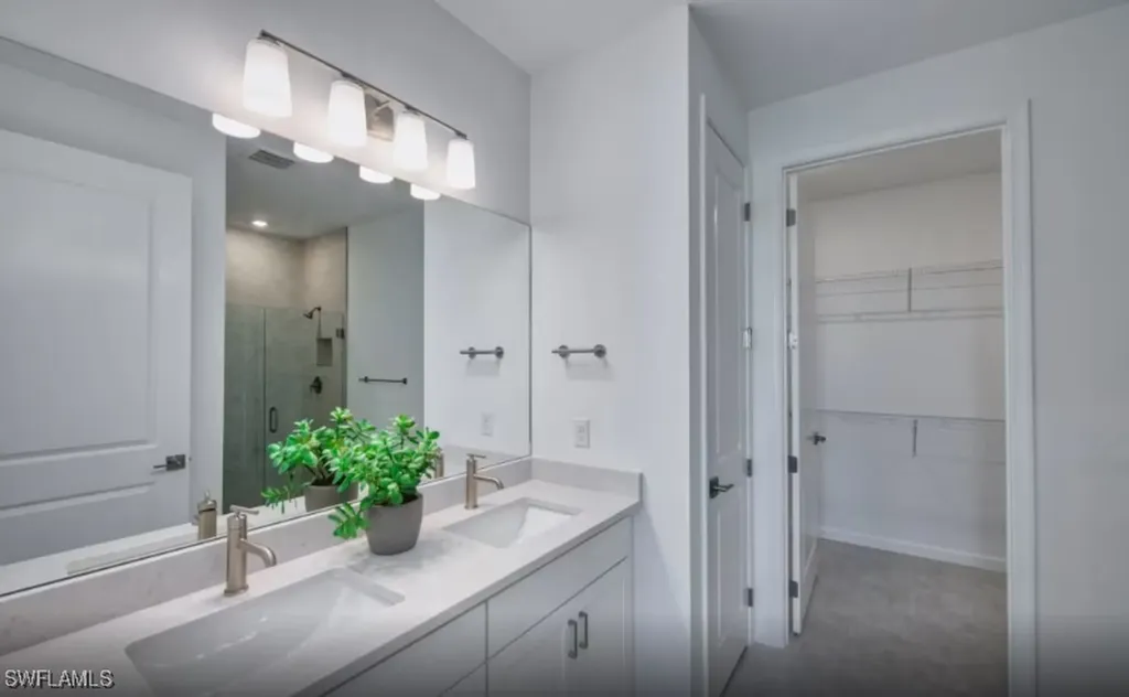 12641 Pyrite Court Alva FL 33920