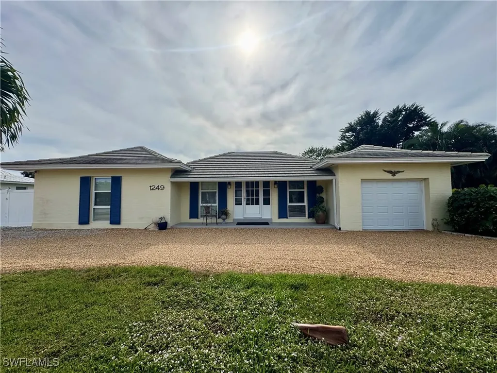 1249 Fruitland Avenue Marco Island FL 34145