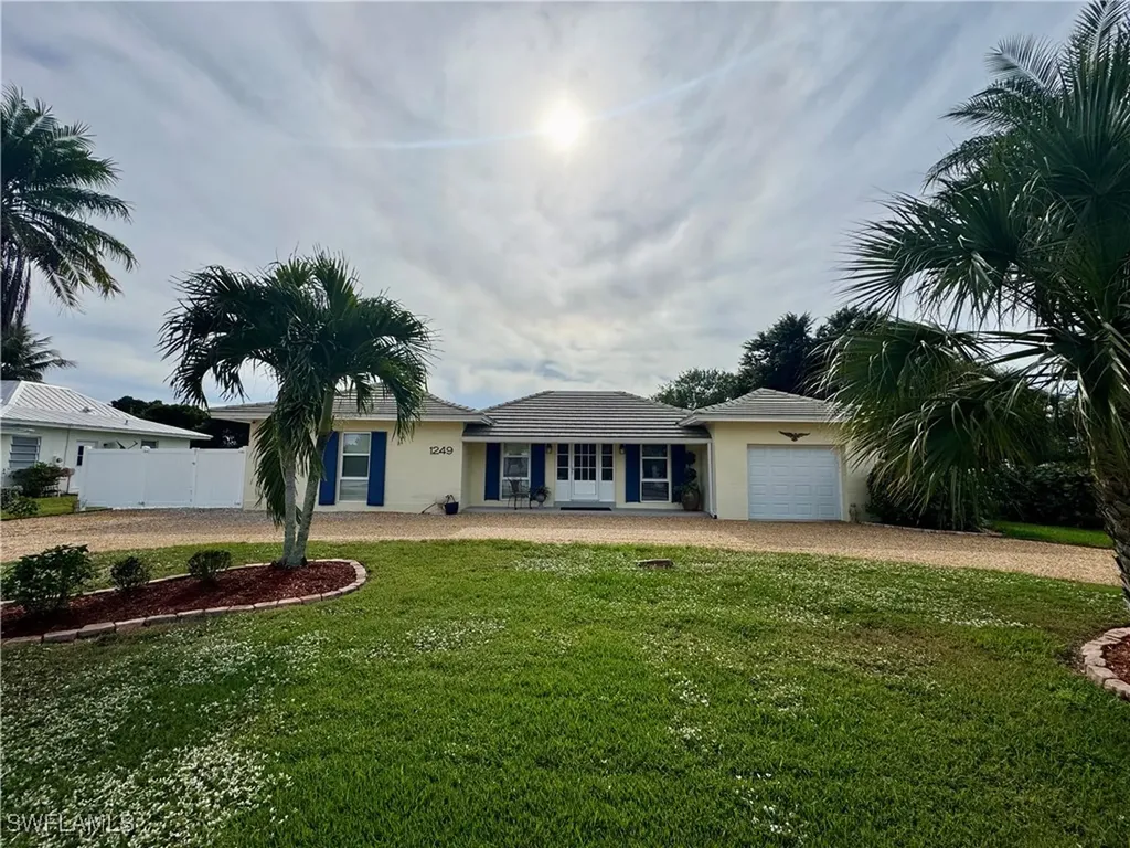 1249 Fruitland Avenue Marco Island FL 34145