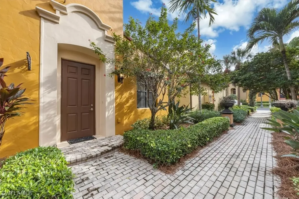 Naples FL, 9105 Yuba Lane, Unit 7902