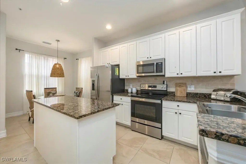 9105 Yuba Lane Naples FL 34113