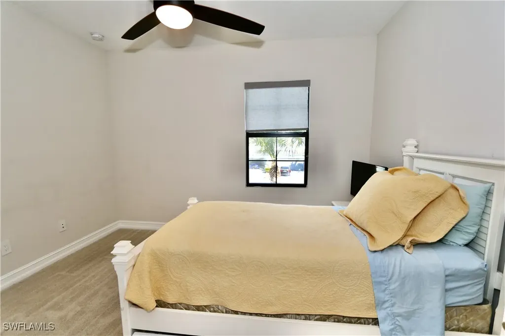 7352 Rockefeller Drive Naples FL 34119